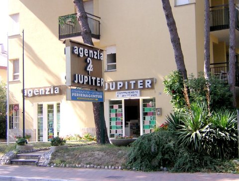 Agenzia Immobiliare Jupiter Arco del Libeccio, 4/A Pineta