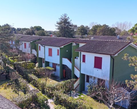 Appartamento trilocale in villaggio con piscina Bibione