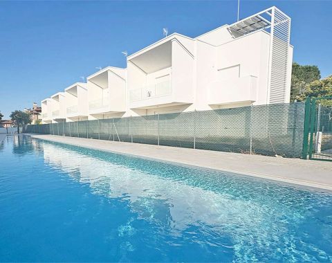 A Lignano Sabbiadoro villa con piscina