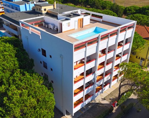 Three-room-apartment in a building with pool Bibione