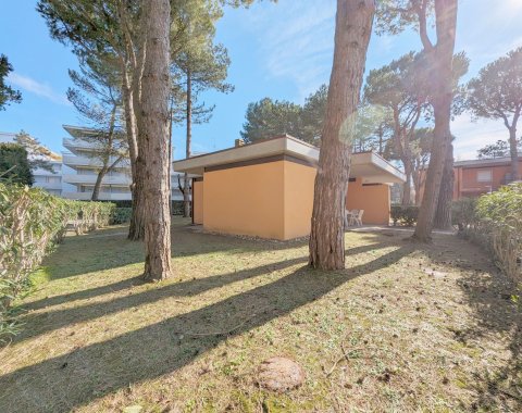 Appartamento trilocale in villaggio con piscina Bibione