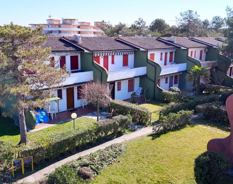 Three-room-apartment in a village with pool Bibione