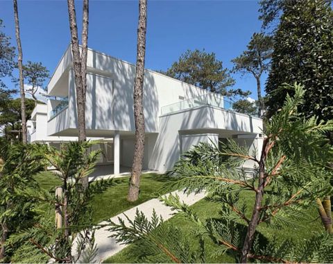 Villa singola di nuova costruzione con piscina – Lignano Pineta